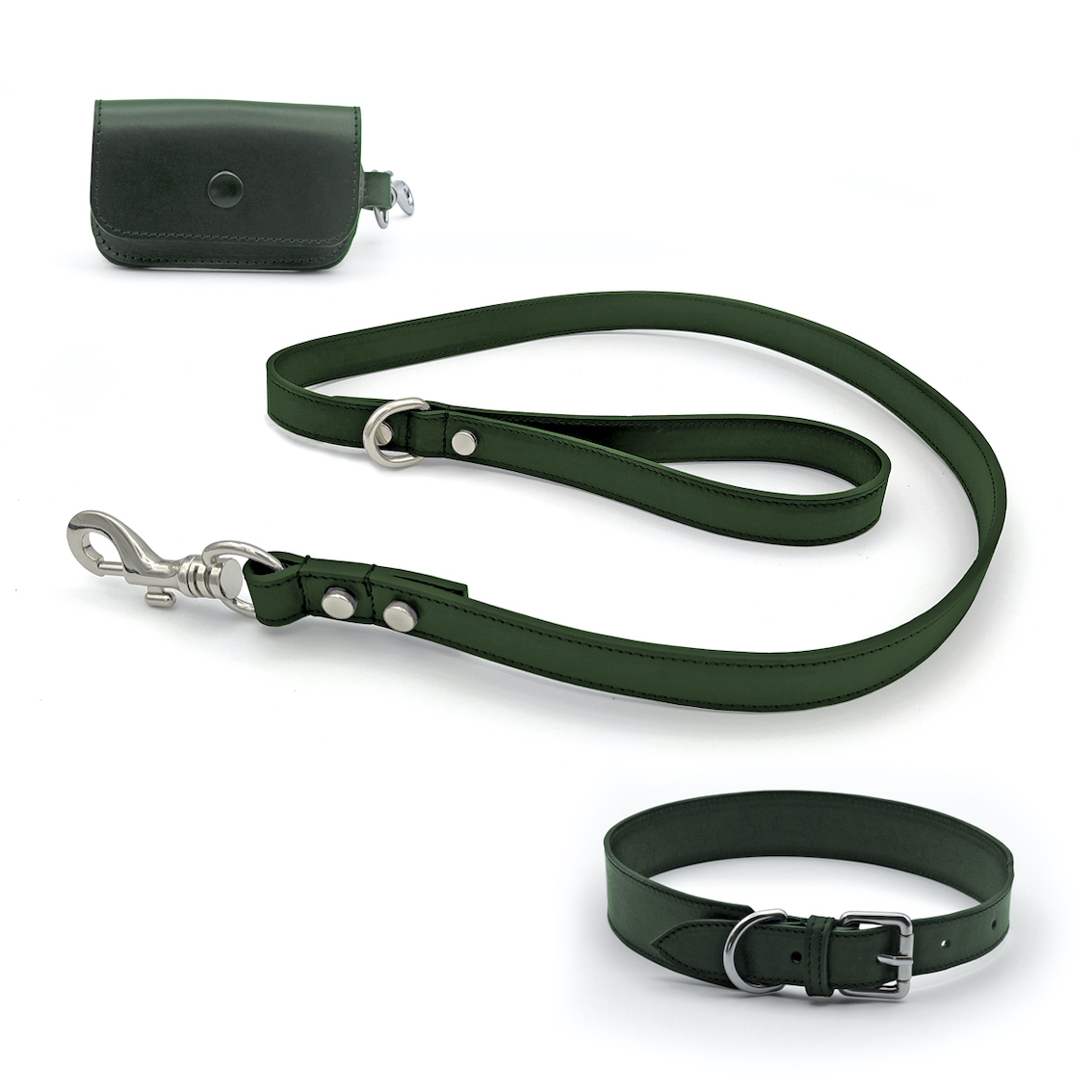 Elegant collar, leash and poop bag set made in vegetable tanned calf leather. Metal parts are in chrome. Green colour.