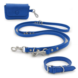 LUXURY COLLAR, LEASH AND BAG HOLDER SET in Italian calf grain dollar leather Available in various colours. Made in Italy. Worldwide shipping.