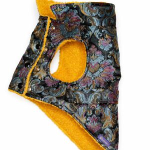 cappotto per cane in broccato modello Oriente con fodera bouclé color senape Oriente brocade dog coat with mustard bouclé lining