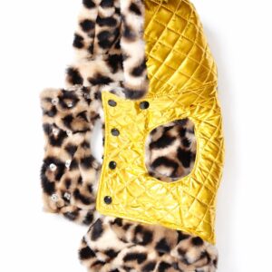 Cappotto piumino per cane “Gold” trapuntato color oro con fodera in faux fur leopardata Gold quilted puffer dog coat “Gold” with leopard-print faux fur lining